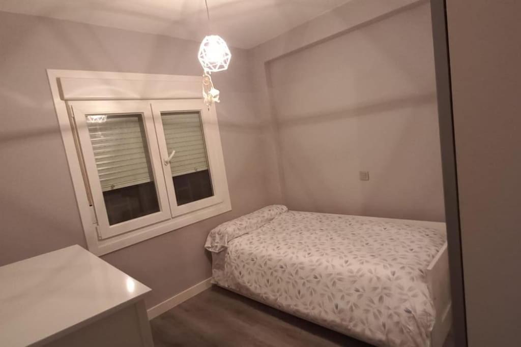 Apartamento Cerca Del Pilar ซาราโกซา ภายนอก รูปภาพ